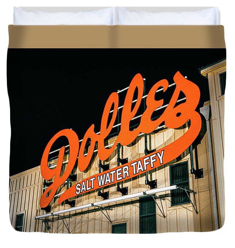 Famous Dolles Salt Water Taffy Sign - Duvet Cover